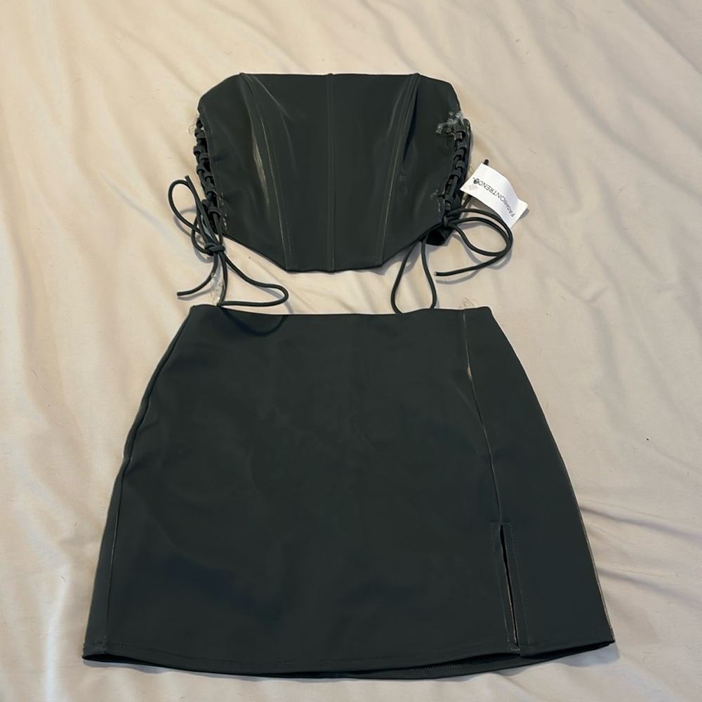 Mini skirt and corset top set size small new with tags!